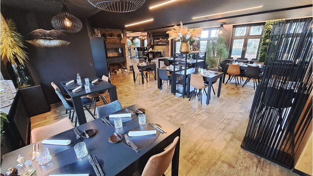 Overname restaurant met 2 terrassen + woongelegenheid in Brugse Ommeland