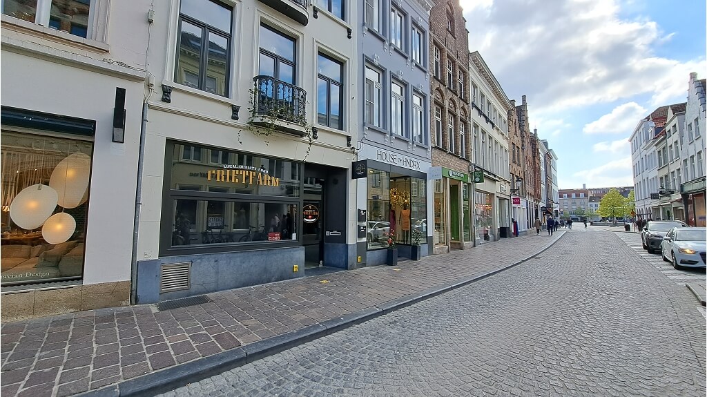 Overname instapklare frituur - bistro in gouden driehoek van Brugge