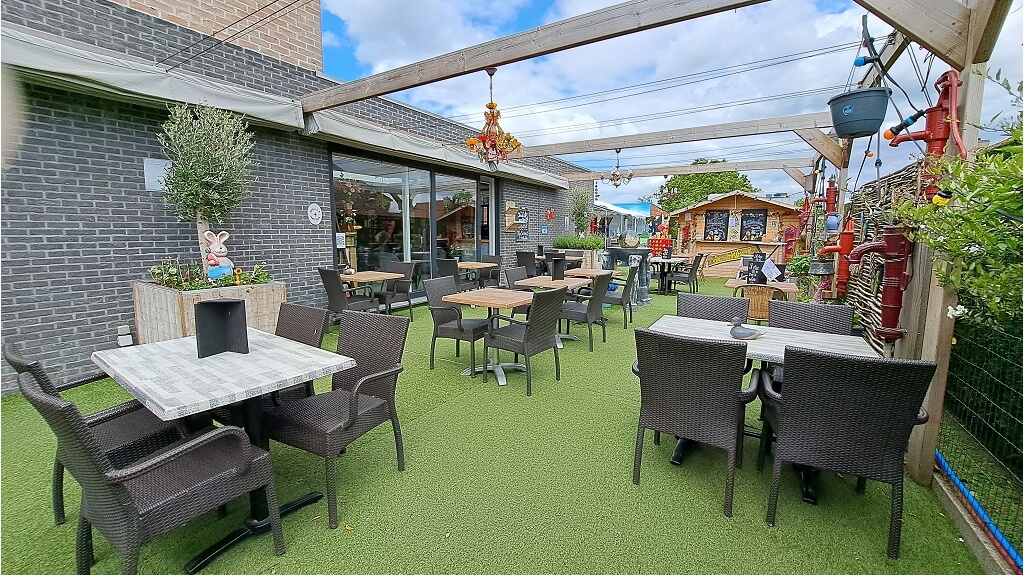 Overname instapklaar eetcafe - tearoom met 2 terrasen in Nieuwpoort