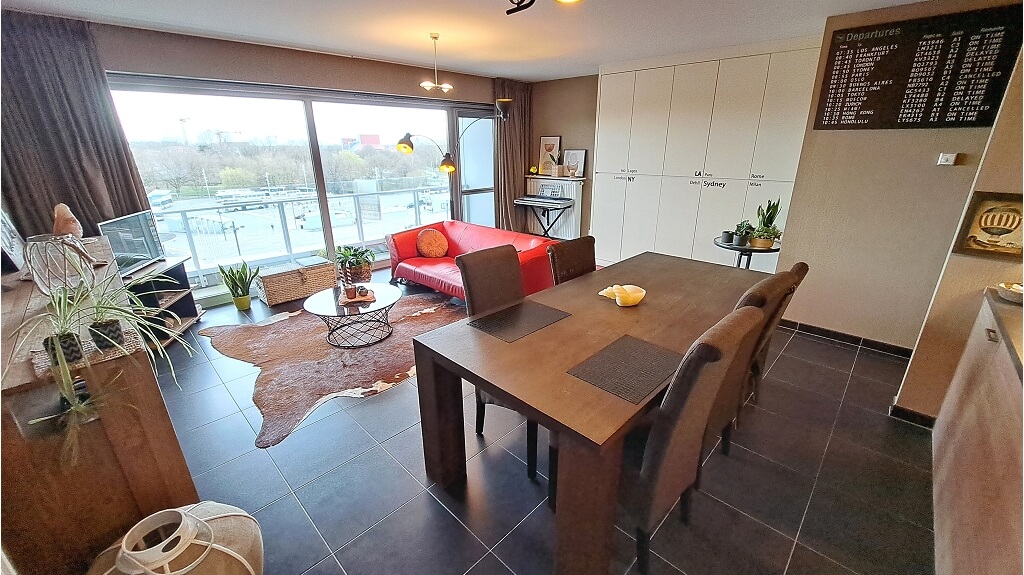 Recent appartement met 2 Terrassen en Autostandplaats te huur in Brugge