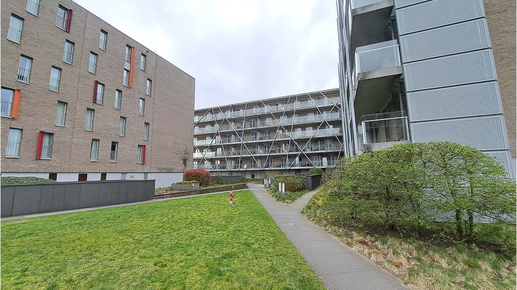 Recent appartement met 2 Terrassen en Autostandplaats te huur in Brugge