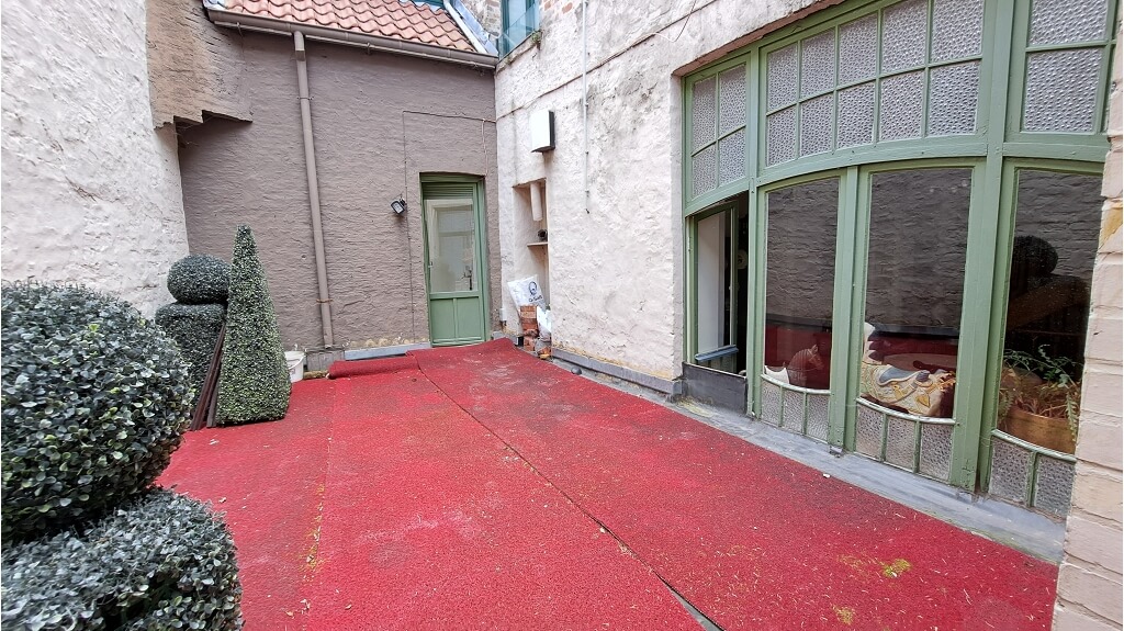 Ruim appartement met Terras te huur in centrum Brugge
