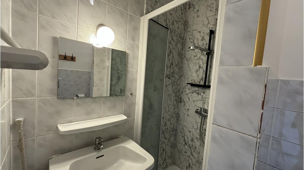 Duplex met 2 slaapkamers en ruim Dakterras te huur in Brugge