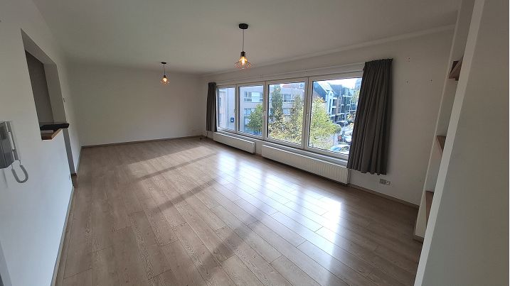 Instapklaar 2-slaapkamerappartement te huur in Torhout | Burg 53 Torhout (8820) | De Brugse Databank Vastgoed - immo - real estate -  050 34 34 20