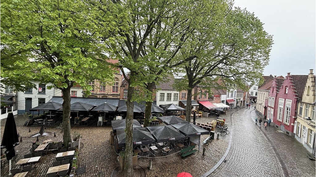 Ruim 3-slaapkamerappartement te huur in Brugge regio Begijnhof