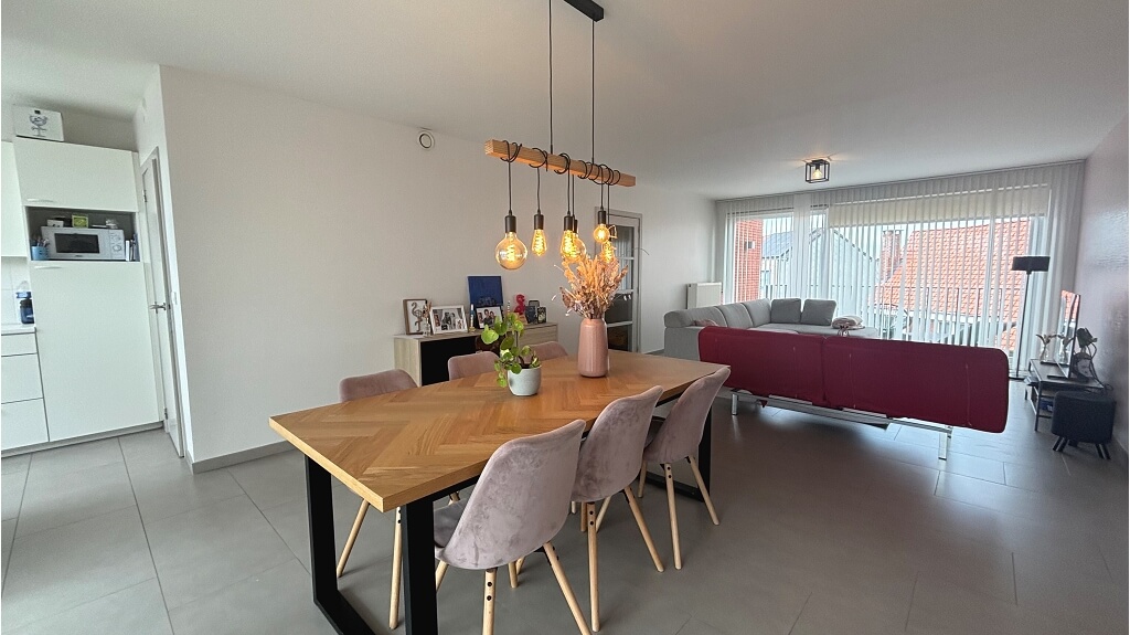 Recent 3-slaapkamerappartement met 2 Terrassen en Autostandplaats te huur in Sint-Andries Brugge