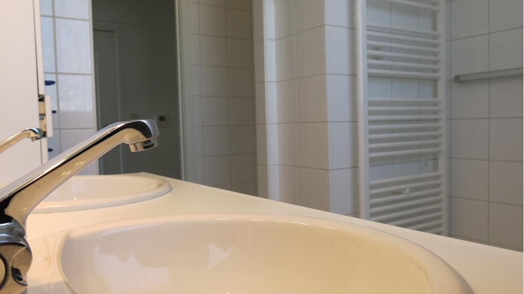 Ruim 2-slaapkamer appartement met Terras en Garage te huur in Assebroek Brugge