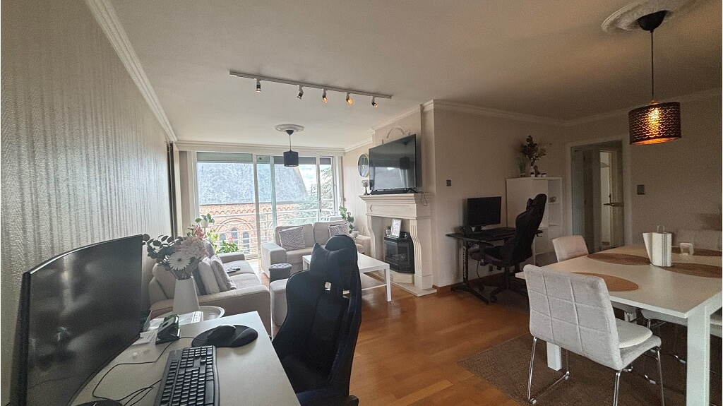 Ruim 3-slaapkamerappartement met 2 terrassen te huur in Sint-Andries Brugge