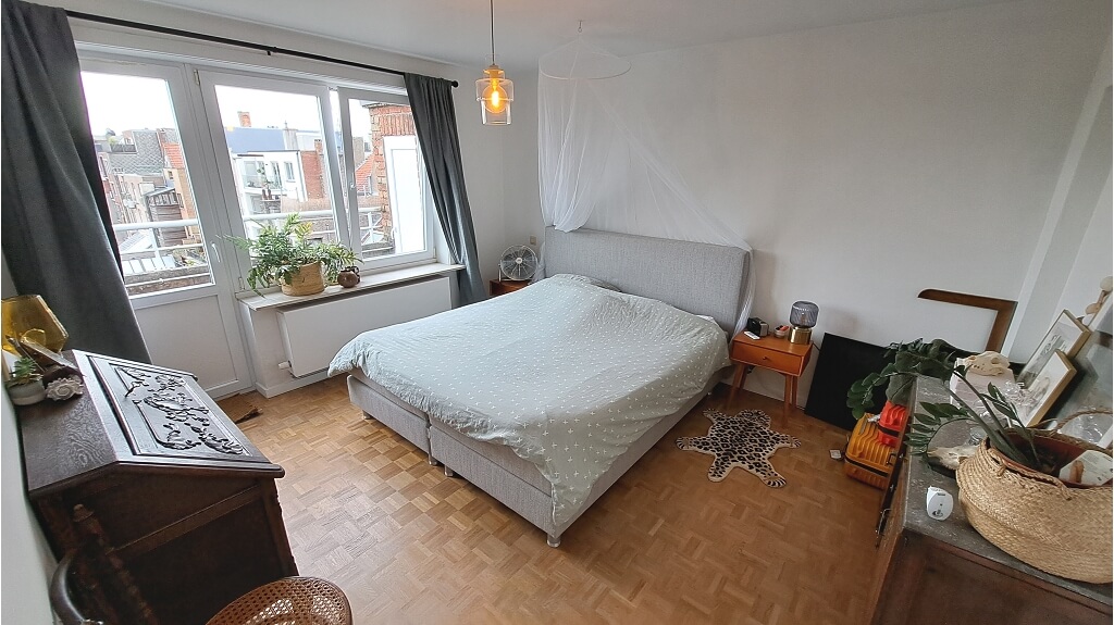 Ruim 2 slaapkamerappartement te huur in Brugge