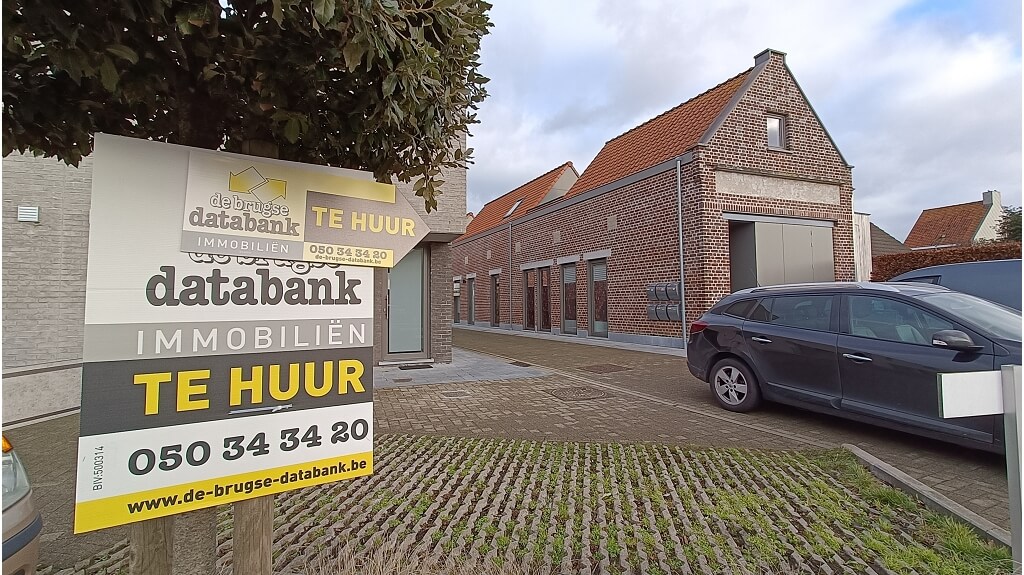 Vernieuwde wooneenheid met Dakterras te huur in Torhout