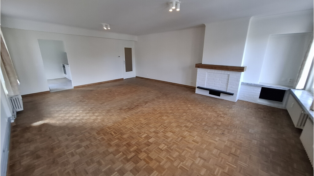 Ruim 2-slaapkamerappartement te huur in Brugge