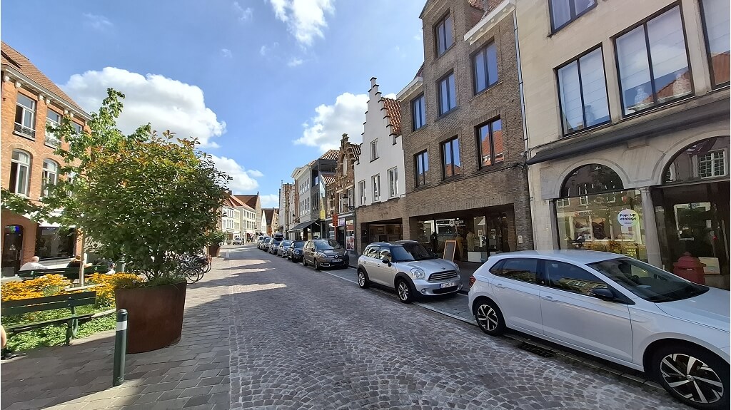 Ruim 2-slaapkamerappartement te huur in Brugge