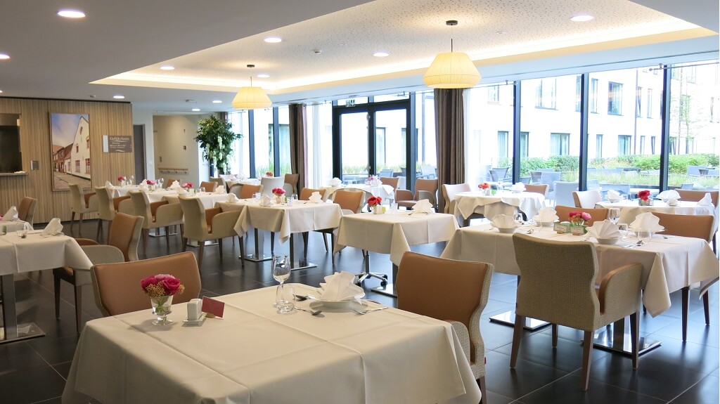 Instapklare Assistentiewoning met TERRAS te huur in Brugge