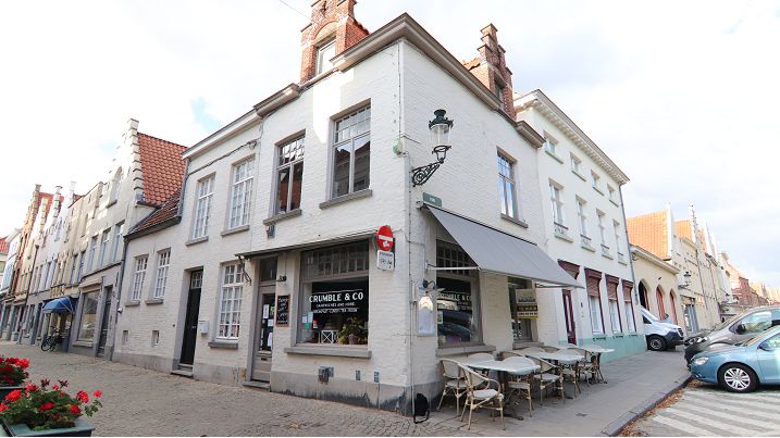 Topligging - Instapklaar horecapand te huur in centrum Brugge