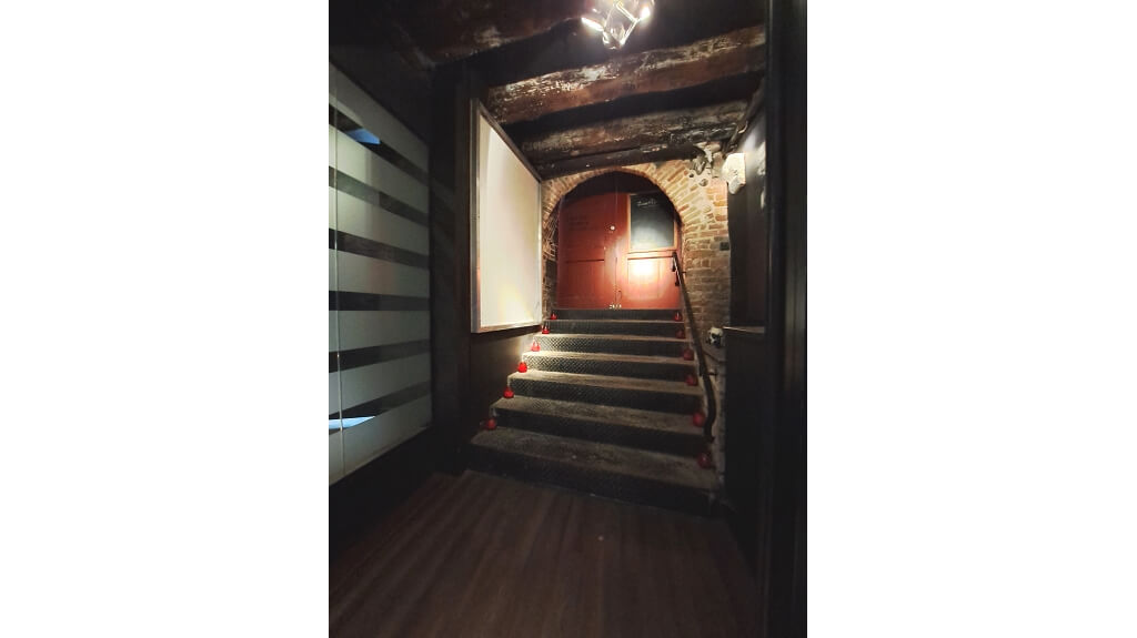 Horecapand met 2 gelagzalen (cap.170 p) te huur in Brugge