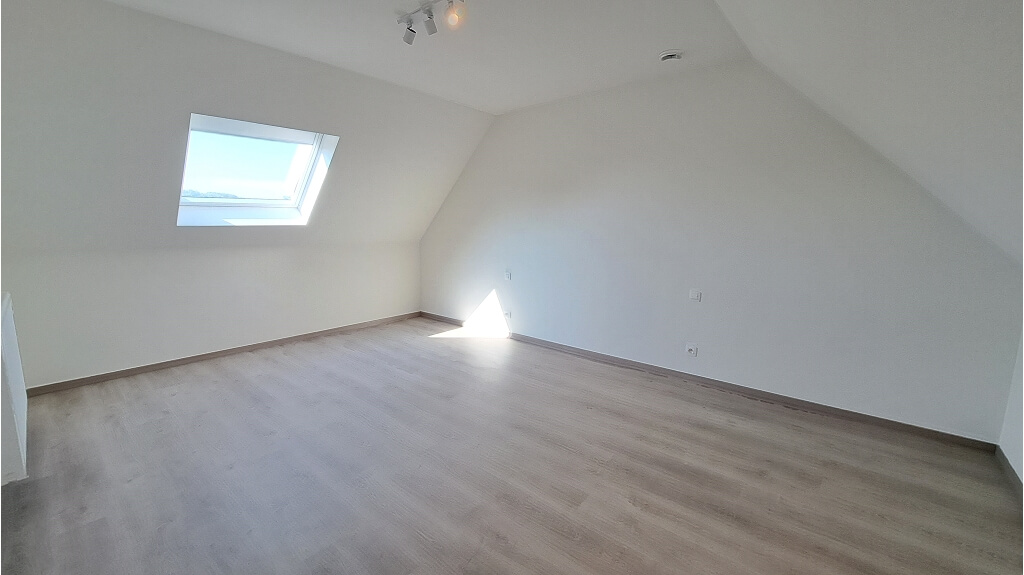 Nieuwbouw woning met 3 slaapkamers Carport en Tuin te huur in Jabbeke