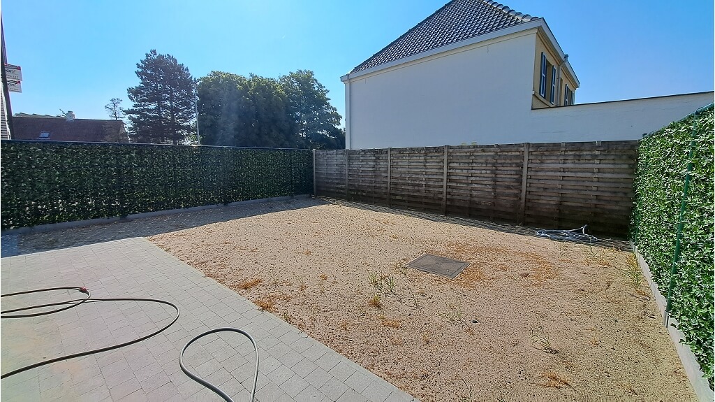 Nieuwbouw woning met 3 slaapkamers Carport en Tuin te huur in Jabbeke