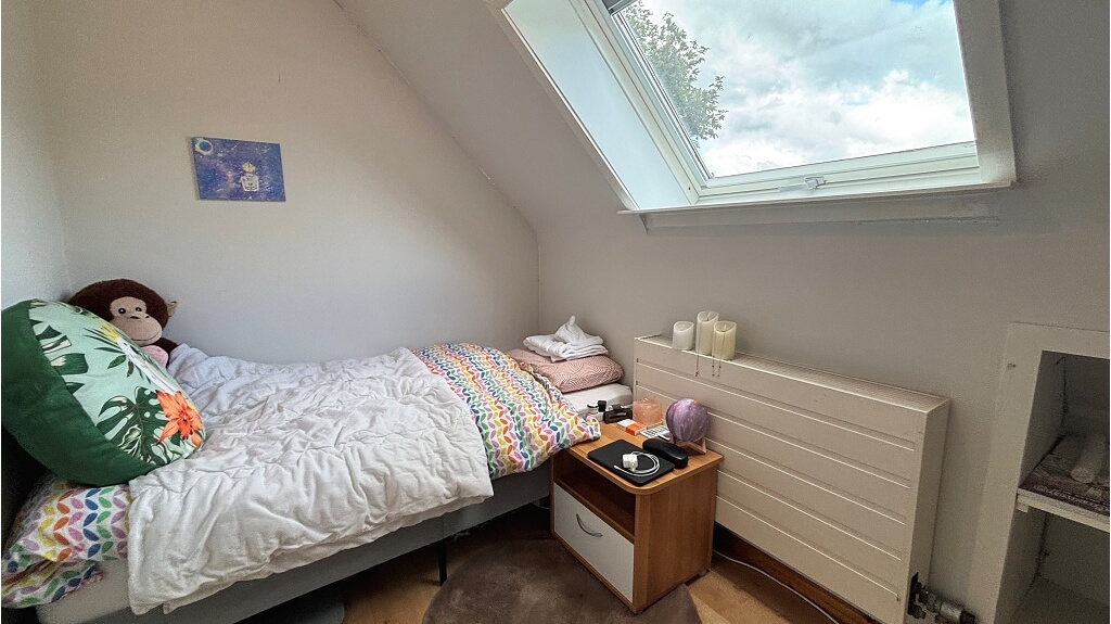 Ruime koppelwoning met Garage en Tuin te huur in Oedelem