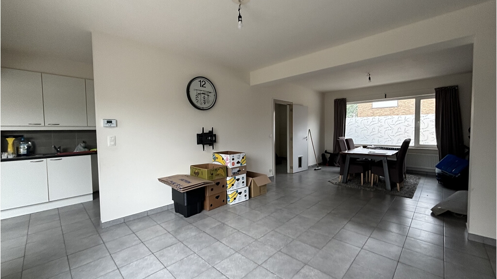 Ruime koppelwoning met Garage en Tuin te huur in Sint-Andries Brugge