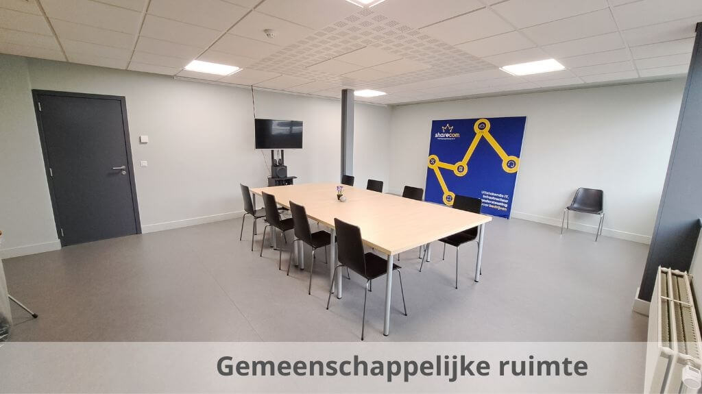 Instapklare kantoorruimte met 3 parkeerplaatsen te huur in Brugge