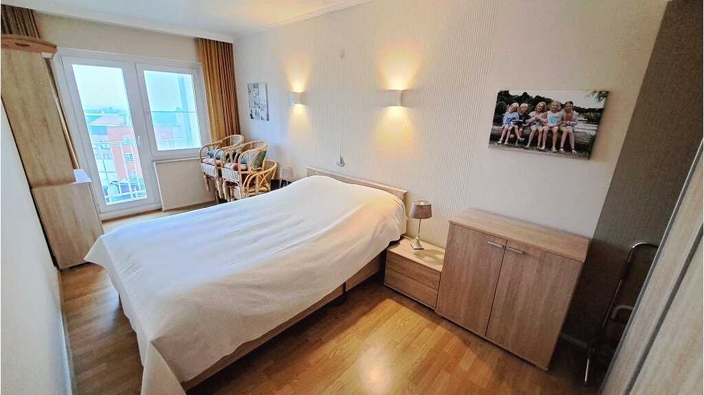 Ruim 2-slaapkamerappartement met Terras te koop in Oostende