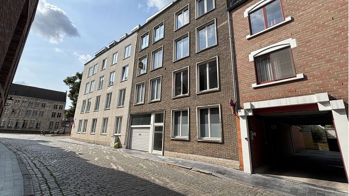 Ruim en lichtrijk 2-slaapkamerappartement te koop in Brugge | Hoedenmakersstraat 1 Brugge (8000) | De Brugse Databank Vastgoed - immo - real estate -  050 34 34 20