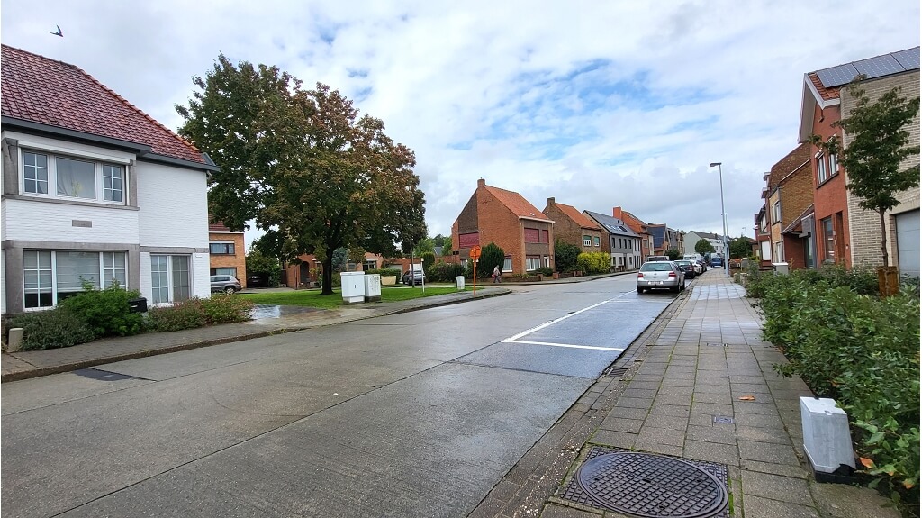 Handelspand met Terras en Woongelegenheid te koop in Sint-Michiels Brugge