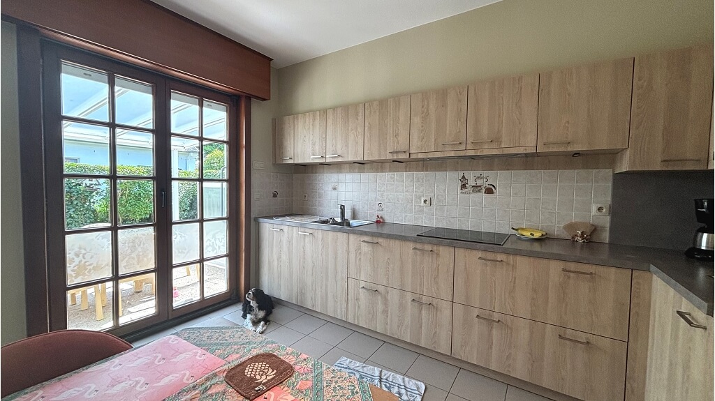 Ruime 3-slaapkamerwonig met Garage en Tuin te koop in Sint-Kruis Brugge