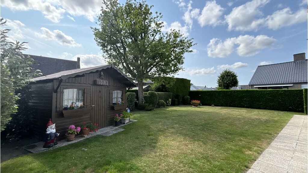 Ruime 3-slaapkamerwonig met Garage en Tuin te koop in Sint-Kruis Brugge