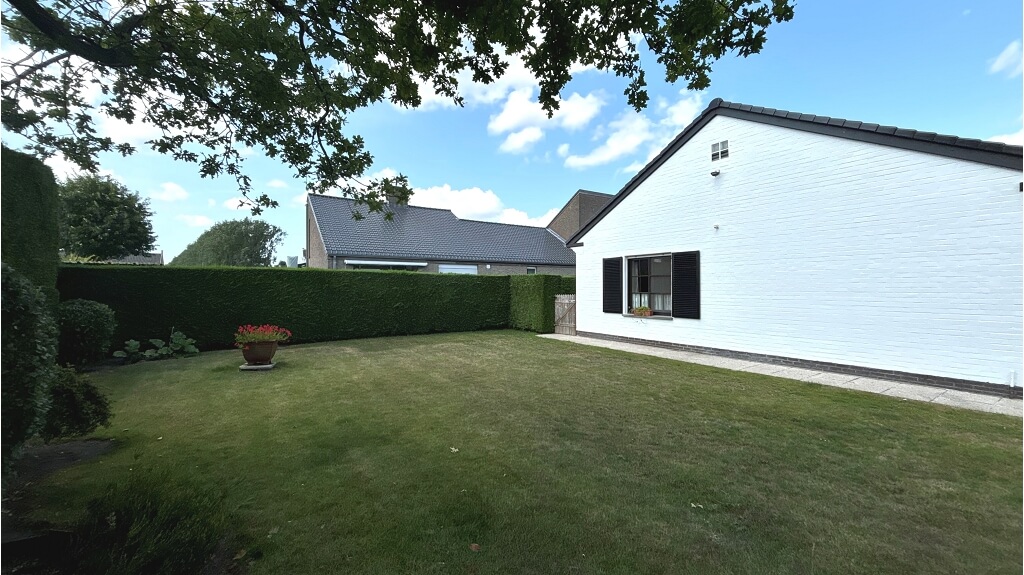 Ruime 3-slaapkamerwonig met Garage en Tuin te koop in Sint-Kruis Brugge