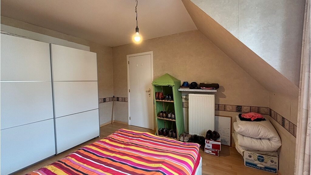 Ruime 3-slaapkamerwoning met Garage en Tuin te koop in Brugge