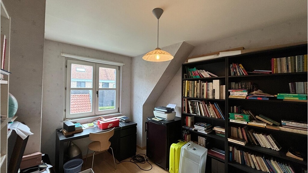 Ruime 3-slaapkamerwoning met Garage en Tuin te koop in Brugge