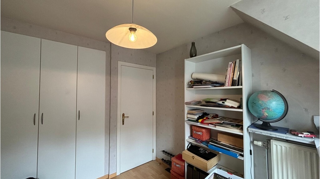 Ruime 3-slaapkamerwoning met Garage en Tuin te koop in Brugge